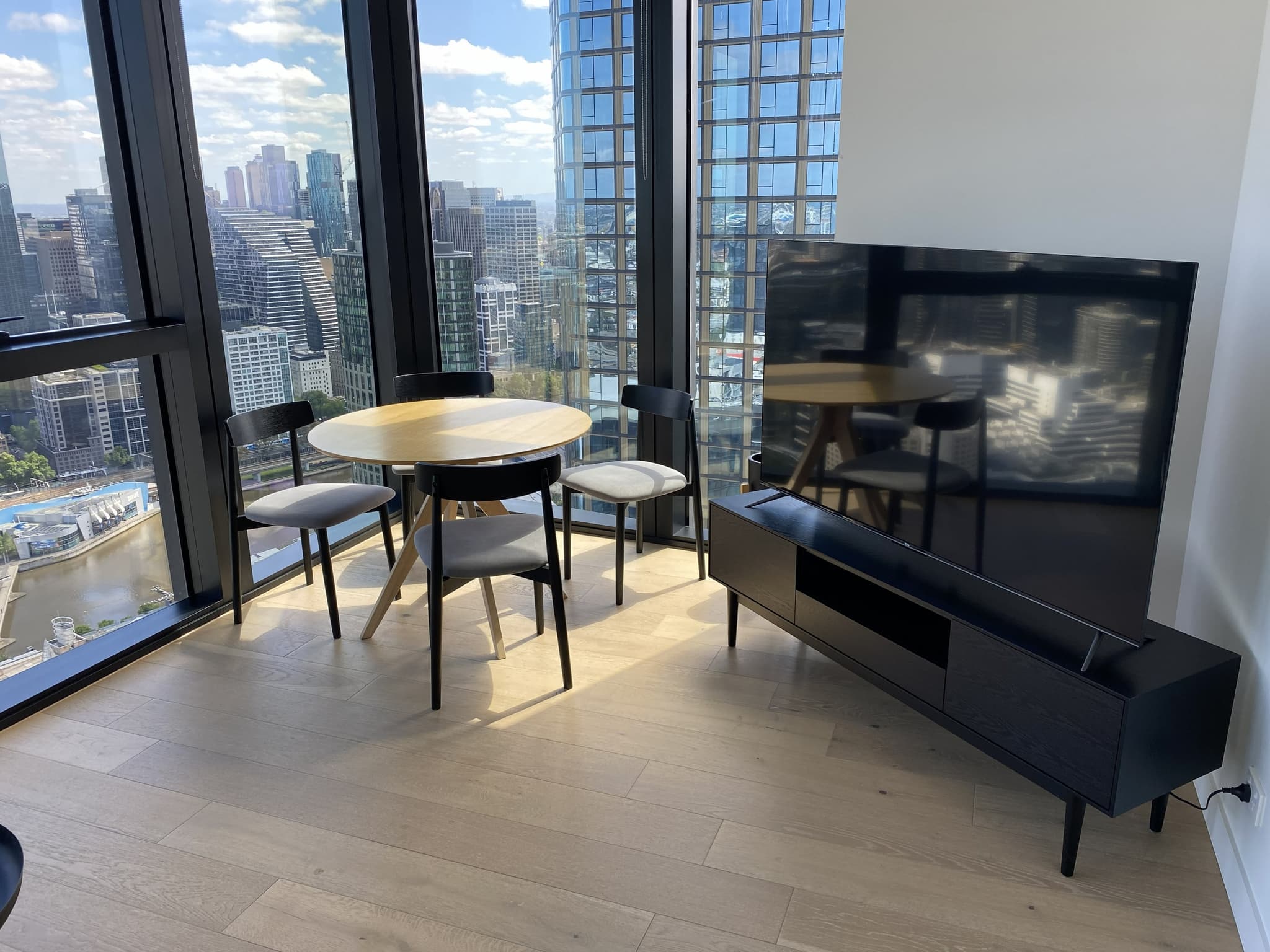 Home, Southbank — completed photo 9