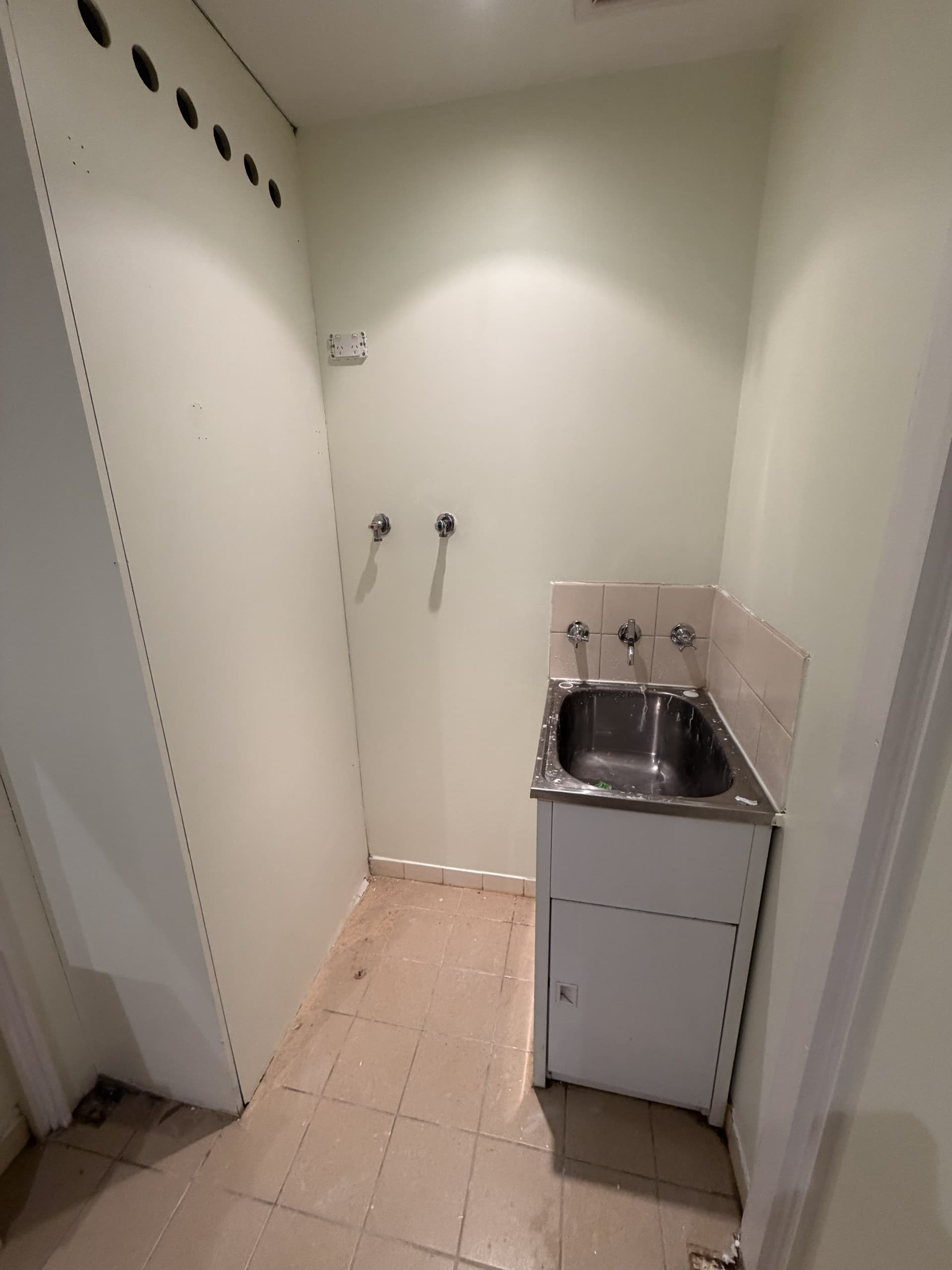 King St, Melbourne — after photo 1