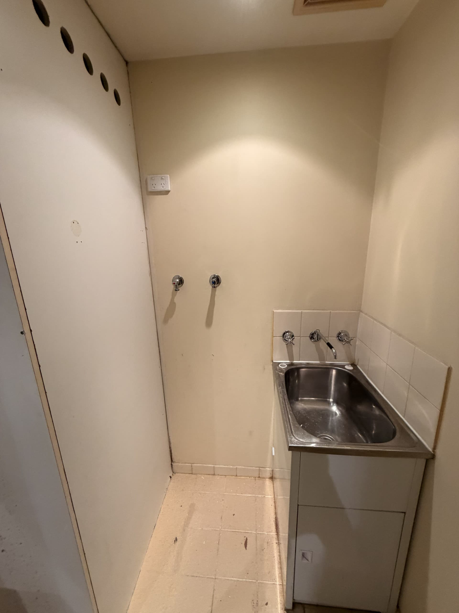 King St, Melbourne — before photo 1